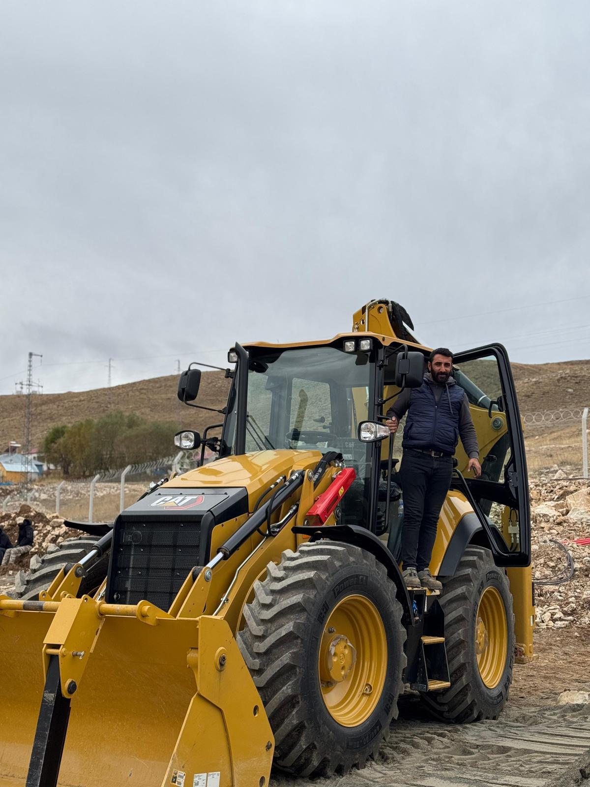 KİRALIK İŞ MAKİNALARIMIZ  3